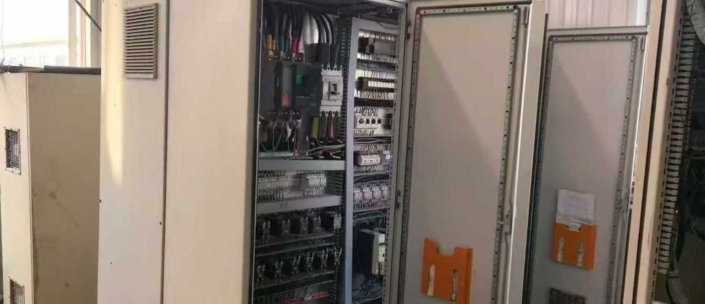 南京越升双螺杆85机-1:40-160千瓦带换网器！可以做板材挤出机！成色老漂亮了采购|汽车产业|汽车配件|机加工蚂蚁智酷企业交流社群中心