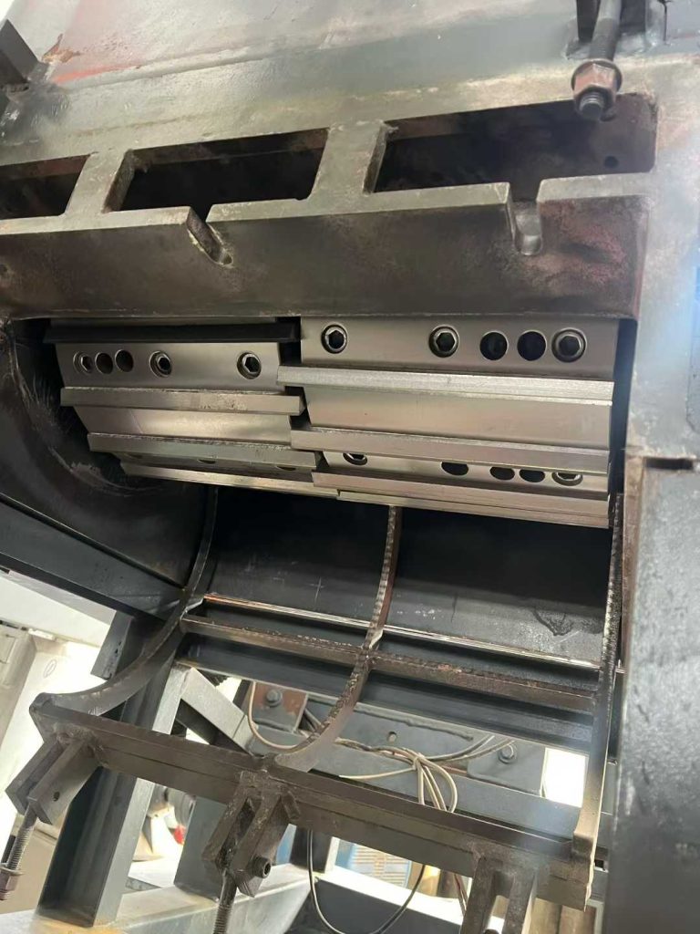 20251210093428929-微信图片_2025-12-10_093351_309